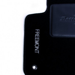 Set tappeti su misura per Fiat Modello Freemont
