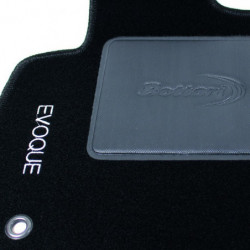 Set tappeti auto su misura in moquette per Land Rover Evoque.