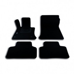 Set tappeti auto su misura in moquette per Mercedes Classe GLK.