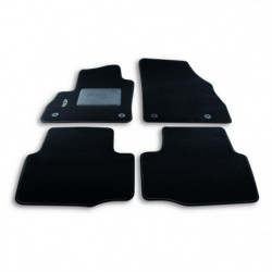 Set tappeti auto su misura in moquette per Opel Modello Astra dal 2015 ad oggi.