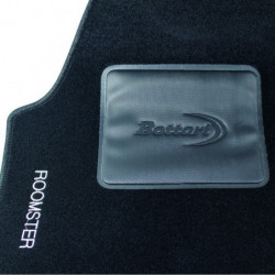 Set 4 tappeti auto su misura per Skoda Modello Roomster in moquette .