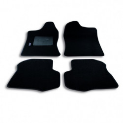 Set tappeti su misura per Suzuki Modello Jimmy.