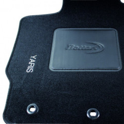 Set tappeti su misura per Toyota Modello Yaris
